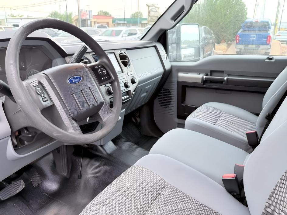 2015 WHITE /CLOTH Ford F-250 (1FT7W2B60FE) with an 62 V8 engine, Automatic transmission, located at 1175 N Woodruff Ave, Idaho Falls, ID, 83401, 43.506901, -111.999657 - This 2015 Ford F-250 Super Duty Crew Cab 4x4 is powered by a 6.2L V8 gas engine built for towing, hauling, and heavy duty use. The 3/4 ton platform gives it the strength needed for trailers, equipment, and demanding workloads while still keeping a usable crew cab layout for passengers. Four wheel dr- Photo#11