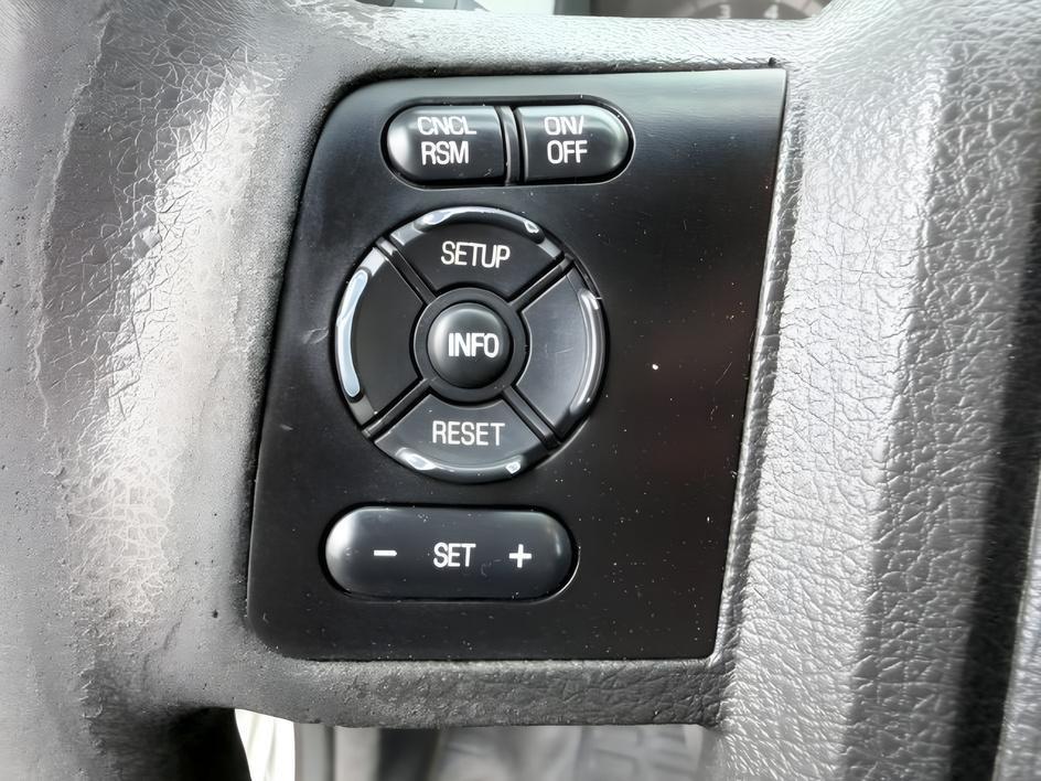 2015 WHITE /CLOTH Ford F-250 (1FT7W2B60FE) with an 62 V8 engine, Automatic transmission, located at 1175 N Woodruff Ave, Idaho Falls, ID, 83401, 43.506901, -111.999657 - This 2015 Ford F-250 Super Duty Crew Cab 4x4 is powered by a 6.2L V8 gas engine built for towing, hauling, and heavy duty use. The 3/4 ton platform gives it the strength needed for trailers, equipment, and demanding workloads while still keeping a usable crew cab layout for passengers. Four wheel dr- Photo#17