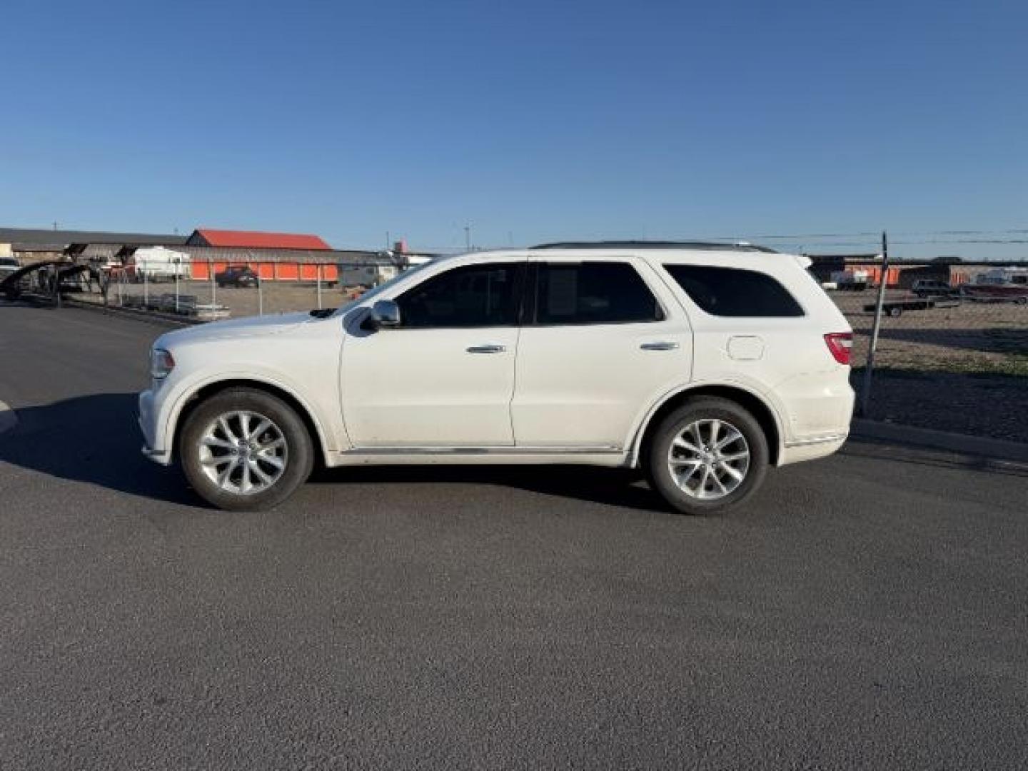 2020 WHITE /Black Dodge Durango (1C4RDJEG2LC) with an Pentastar 36L V-6 DOHC engine, Automatic transmission, located at 1175 N Woodruff Ave, Idaho Falls, ID, 83401, 43.506901, -111.999657 - At Timberline Auto, finding a great deal on your next vehicle is always easy! Our experienced sales staff goal is to help find you the right vehicle at the right price! Our knowledgeable finance department has options for almost any credit score. We offer extended service contract options to prot - Photo#1