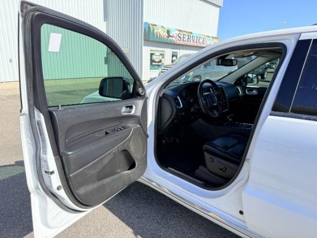 2020 WHITE /Black Dodge Durango Citadel AWD (1C4RDJEG2LC) with an Pentastar 3.6L V-6 DOHC engine, AUTOMATIC transmission, located at 1235 N Woodruff Ave., Idaho Falls, 83401, (208) 523-1053, 43.507172, -112.000488 - At Timberline Auto, finding a great deal on your next vehicle is always easy! Our experienced sales staff goal is to help find you the right vehicle at the right price! Our knowledgeable finance department has options for almost any credit score. We offer extended service contract options to prot- Photo#44