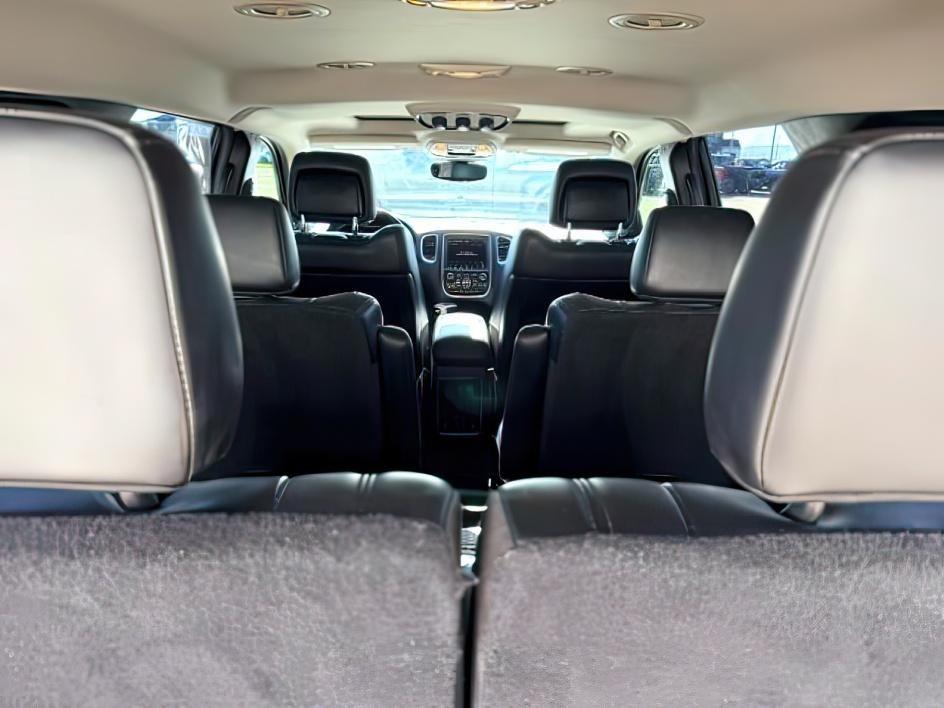 2020 WHITE /Black Dodge Durango Citadel AWD (1C4RDJEG2LC) with an Pentastar 3.6L V-6 DOHC engine, AUTOMATIC transmission, located at 1235 N Woodruff Ave., Idaho Falls, 83401, (208) 523-1053, 43.507172, -112.000488 - At Timberline Auto, finding a great deal on your next vehicle is always easy! Our experienced sales staff goal is to help find you the right vehicle at the right price! Our knowledgeable finance department has options for almost any credit score. We offer extended service contract options to prot- Photo#7