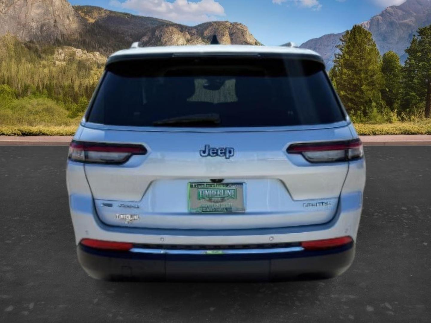 2021 SILVER /Global Black Jeep Grand Cherokee L Limited 4x4 (1C4RJKBG8M8) with an Pentastar 3.6L V-6 DOHC engine, AUTOMATIC transmission, located at 1235 N Woodruff Ave., Idaho Falls, 83401, (208) 523-1053, 43.507172, -112.000488 - At Timberline Auto, finding a great deal on your next vehicle is always easy! Our experienced sales staff goal is to help find you the right vehicle at the right price! Our knowledgeable finance department has options for almost any credit score. We offer extended service contract options to prot - Photo#3