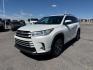 2018 WHITE /Black Toyota Highlander XLE (5TDJZRFH3JS) with an 3.5L V-6 port/direct injection engine, AUTOMATIC transmission, located at 1235 N Woodruff Ave., Idaho Falls, 83401, (208) 523-1053, 43.507172, -112.000488 - At Timberline Auto, finding a great deal on your next vehicle is always easy! Our experienced sales staff goal is to help find you the right vehicle at the right price! Our knowledgeable finance department has options for almost any credit score. We offer extended service contract options to prot - Photo#30