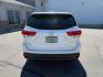 2018 WHITE /Black Toyota Highlander XLE (5TDJZRFH3JS) with an 3.5L V-6 port/direct injection engine, AUTOMATIC transmission, located at 1235 N Woodruff Ave., Idaho Falls, 83401, (208) 523-1053, 43.507172, -112.000488 - At Timberline Auto, finding a great deal on your next vehicle is always easy! Our experienced sales staff goal is to help find you the right vehicle at the right price! Our knowledgeable finance department has options for almost any credit score. We offer extended service contract options to prot - Photo#33