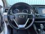 2018 WHITE /Black Toyota Highlander XLE (5TDJZRFH3JS) with an 3.5L V-6 port/direct injection engine, AUTOMATIC transmission, located at 1235 N Woodruff Ave., Idaho Falls, 83401, (208) 523-1053, 43.507172, -112.000488 - At Timberline Auto, finding a great deal on your next vehicle is always easy! Our experienced sales staff goal is to help find you the right vehicle at the right price! Our knowledgeable finance department has options for almost any credit score. We offer extended service contract options to prot - Photo#47