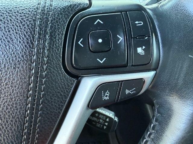 2018 WHITE /Black Toyota Highlander XLE (5TDJZRFH3JS) with an 3.5L V-6 port/direct injection engine, AUTOMATIC transmission, located at 1235 N Woodruff Ave., Idaho Falls, 83401, (208) 523-1053, 43.507172, -112.000488 - At Timberline Auto, finding a great deal on your next vehicle is always easy! Our experienced sales staff goal is to help find you the right vehicle at the right price! Our knowledgeable finance department has options for almost any credit score. We offer extended service contract options to prot - Photo#52