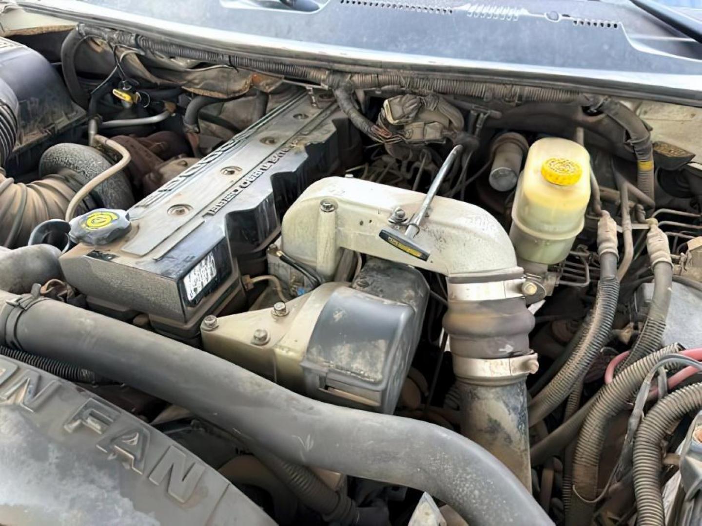 2001 WHITE /Agate Dodge Ram 2500 (3B7KF23671G) with an Cummins 59L I-6 diesel direct injection engine, Automatic transmission, located at 1175 N Woodruff Ave, Idaho Falls, ID, 83401, 43.506901, -111.999657 - At Timberline Auto, finding a great deal on your next vehicle is always easy! Our experienced sales staff goal is to help find you the right vehicle at the right price! Our knowledgeable finance department has options for almost any credit score. We offer extended service contract options to prot - Photo#16