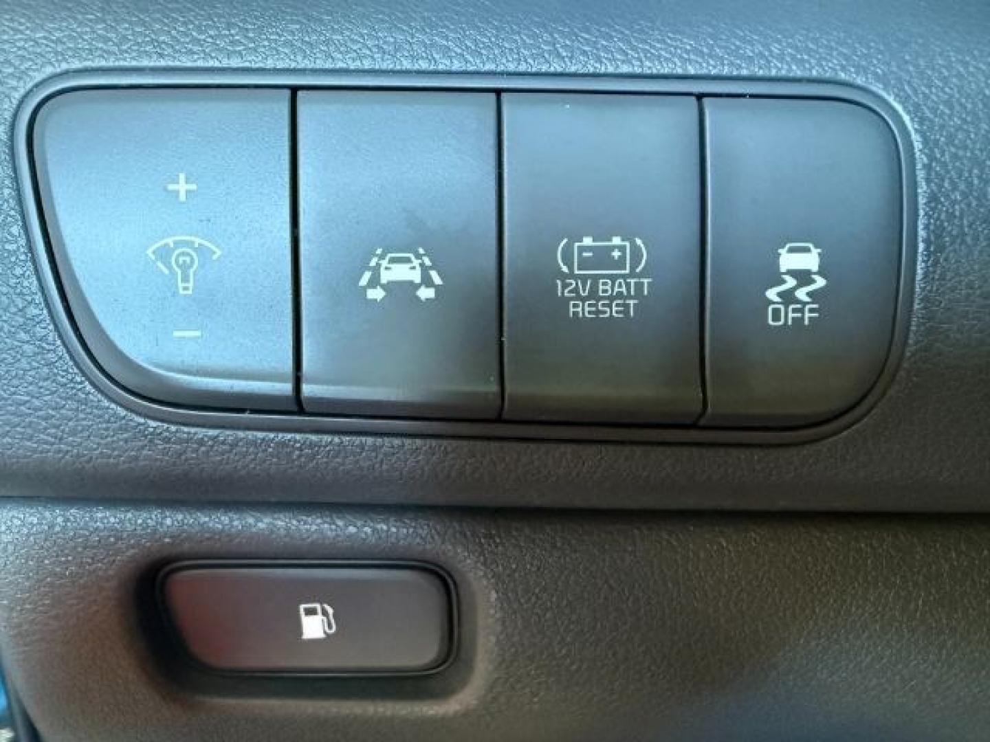 2019 BLUE /Gray KIA Niro (KNDCB3LC9K5) with an 16L I-4 gasoline direct injection engine, Automatic transmission, located at 1175 N Woodruff Ave, Idaho Falls, ID, 83401, 43.506901, -111.999657 - At Timberline Auto, finding a great deal on your next vehicle is always easy! Our experienced sales staff goal is to help find you the right vehicle at the right price! Our knowledgeable finance department has options for almost any credit score. We offer extended service contract options to prot - Photo#50
