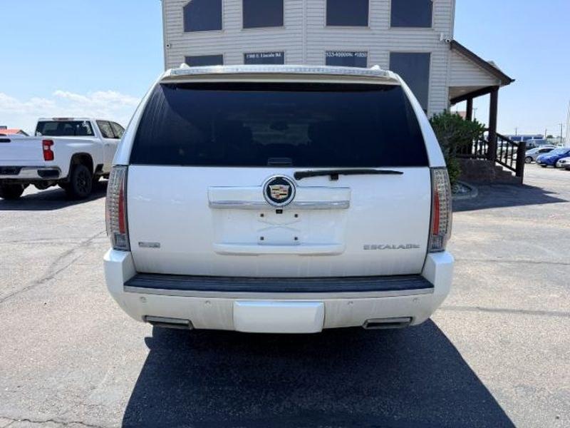 2012 White Diamond Tricoat /Cashmere w/Cocoa Accents Cadillac Escalade ESV Premium (1GYS4JEF3CR) with an V8, 6.2L engine, 6-speed automatic transmission, located at 1175 N Woodruff Ave, Idaho Falls, ID, 83401, 43.506901, -111.999657 - <b>Vehicle Details</b><br>Looking for a full-size luxury SUV with premium comfort and proven capability? This pre-owned 2012 Cadillac Escalade ESV Premium 4WD is ready for your next adventure in Idaho Falls, ID. Powered by a strong V8 6.2L Gasoline/E85 engine, this Escalade delivers confident perfor- Photo#3