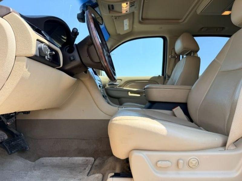 2012 White Diamond Tricoat /Cashmere w/Cocoa Accents Cadillac Escalade ESV Premium (1GYS4JEF3CR) with an V8, 6.2L engine, 6-speed automatic transmission, located at 1175 N Woodruff Ave, Idaho Falls, ID, 83401, 43.506901, -111.999657 - <b>Vehicle Details</b><br>Looking for a full-size luxury SUV with premium comfort and proven capability? This pre-owned 2012 Cadillac Escalade ESV Premium 4WD is ready for your next adventure in Idaho Falls, ID. Powered by a strong V8 6.2L Gasoline/E85 engine, this Escalade delivers confident perfor- Photo#10