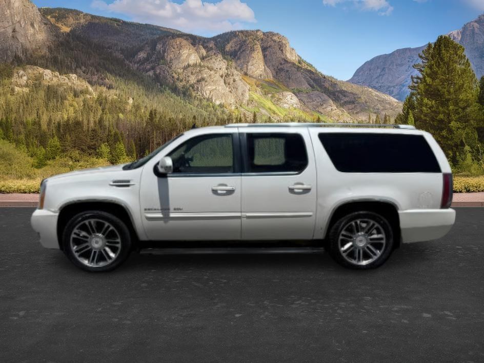 photo of 2012 Cadillac Escalade ESV Premium