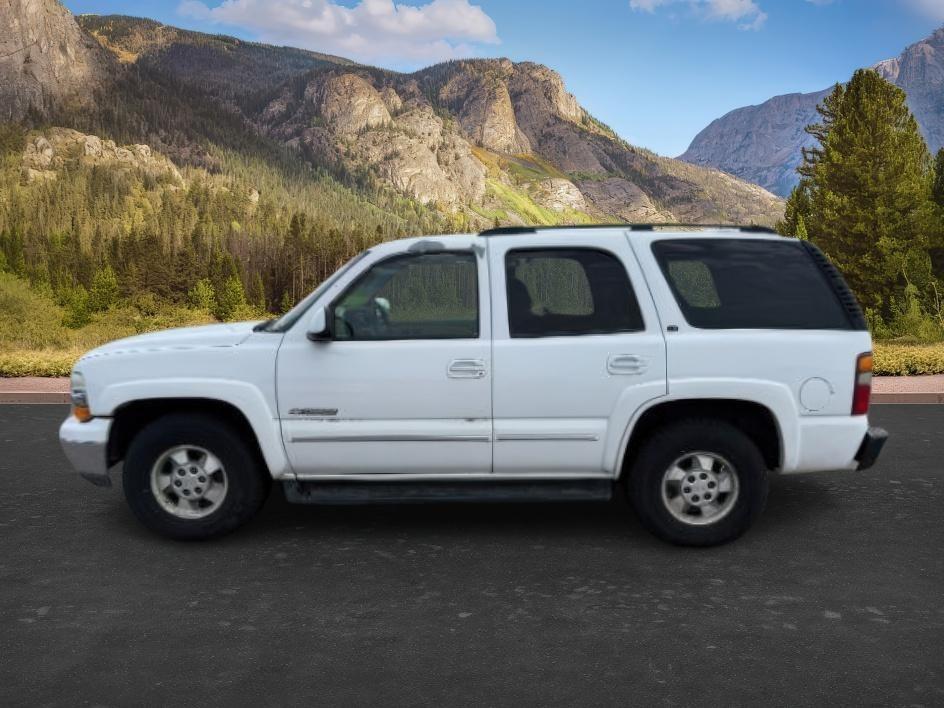 2003 Summit White /Gray/Dark Charcoal Chevrolet Tahoe (1GNEK13Z13J) with an Vortec 53L V-8 regular unleaded engine, Automatic transmission, located at 1175 N Woodruff Ave, Idaho Falls, ID, 83401, 43.506901, -111.999657 - At Timberline Auto, finding a great deal on your next vehicle is always easy! Our experienced sales staff goal is to help find you the right vehicle at the right price! Our knowledgeable finance department has options for almost any credit score. We offer extended service contract options to prot - Photo#1