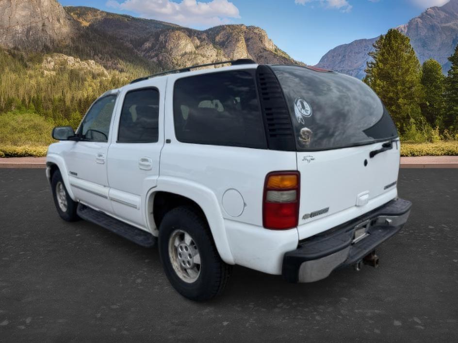 2003 Summit White /Gray/Dark Charcoal Chevrolet Tahoe (1GNEK13Z13J) with an Vortec 53L V-8 regular unleaded engine, Automatic transmission, located at 1175 N Woodruff Ave, Idaho Falls, ID, 83401, 43.506901, -111.999657 - At Timberline Auto, finding a great deal on your next vehicle is always easy! Our experienced sales staff goal is to help find you the right vehicle at the right price! Our knowledgeable finance department has options for almost any credit score. We offer extended service contract options to prot - Photo#2