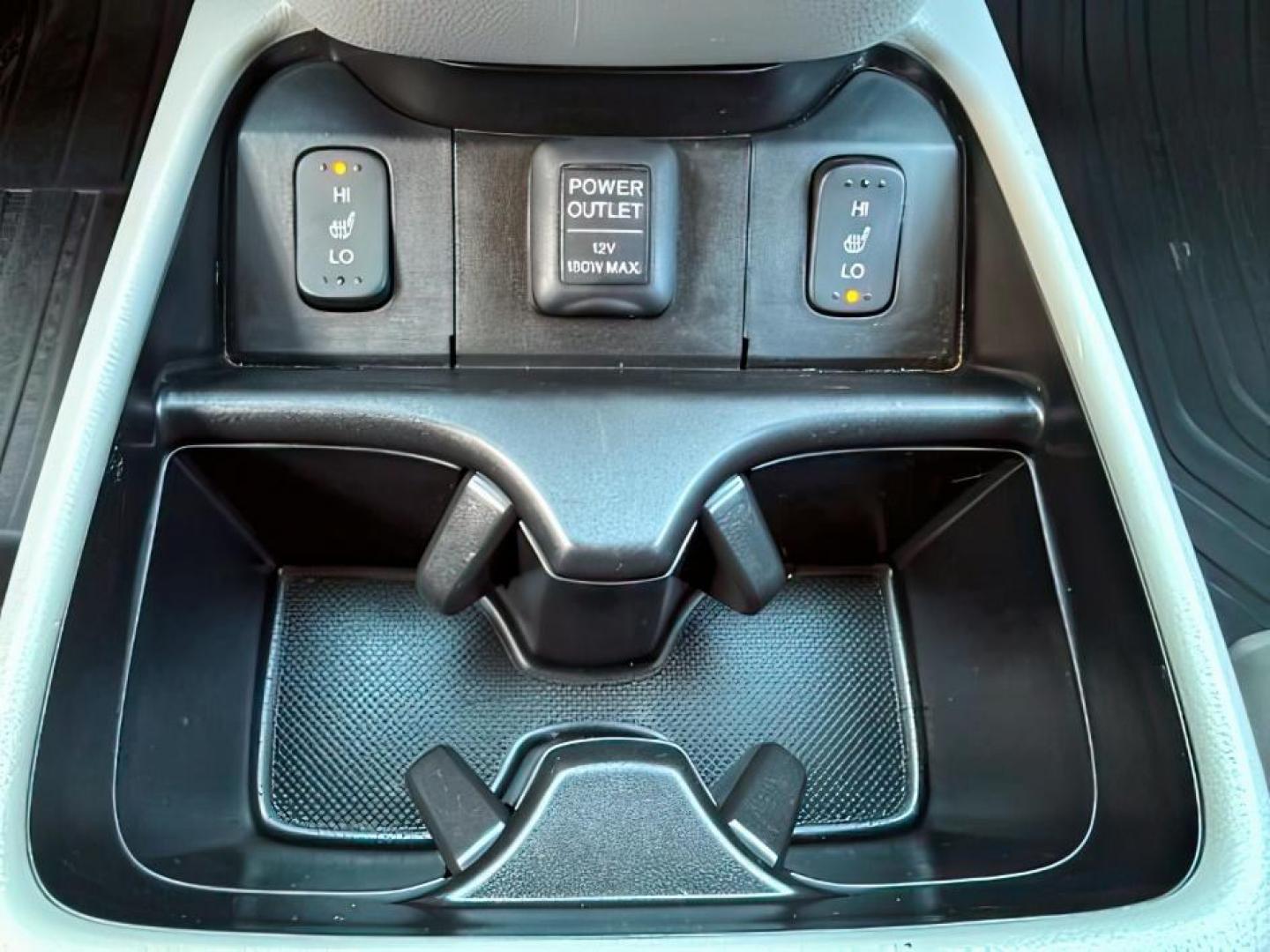 2013 MAROON /Black Honda CR-V (5J6RM4H79DL) with an 24L I-4 DOHC engine, Automatic transmission, located at 1175 N Woodruff Ave, Idaho Falls, ID, 83401, 43.506901, -111.999657 - At Timberline Auto, finding a great deal on your next vehicle is always easy! Our experienced sales staff goal is to help find you the right vehicle at the right price! Our knowledgeable finance department has options for almost any credit score. We offer extended service contract options to prot- Photo#18