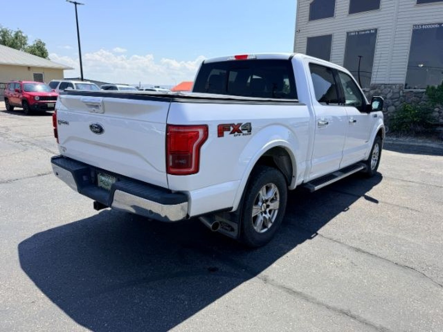 2015 WHITE /Medium Earth Gray Ford F-150 (1FTEW1EG4FK) with an EcoBoost 35L V-6 gasoline direct injection engine, Automatic transmission, located at 1175 N Woodruff Ave, Idaho Falls, ID, 83401, 43.506901, -111.999657- Photo#6