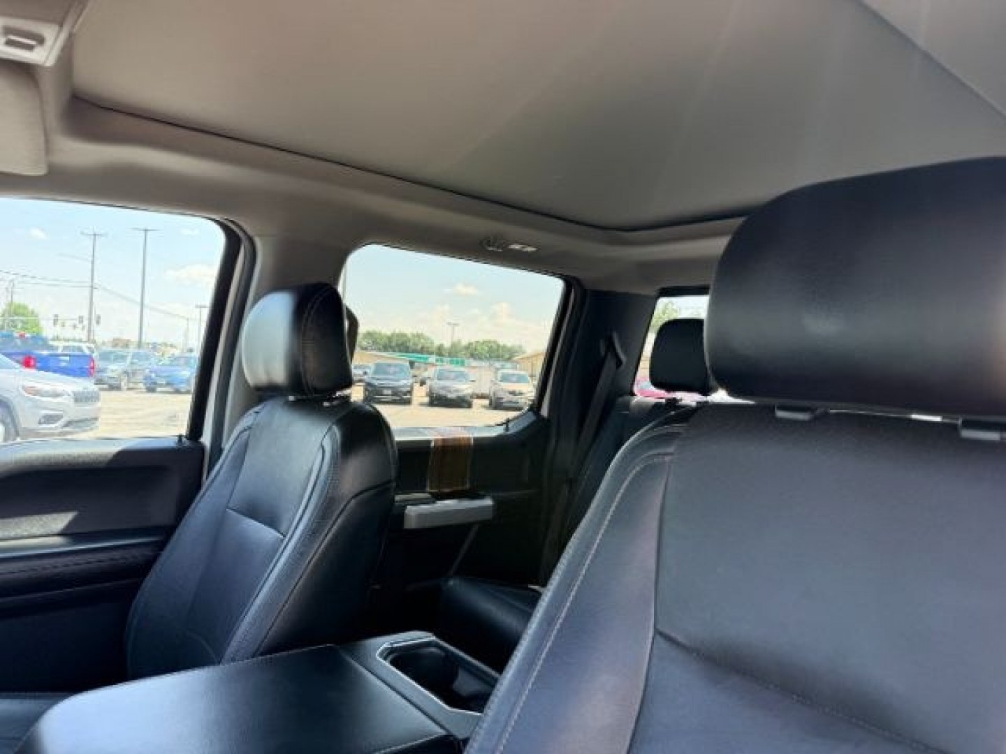2015 WHITE /Medium Earth Gray Ford F-150 (1FTEW1EG4FK) with an EcoBoost 35L V-6 gasoline direct injection engine, Automatic transmission, located at 1175 N Woodruff Ave, Idaho Falls, ID, 83401, 43.506901, -111.999657- Photo#22