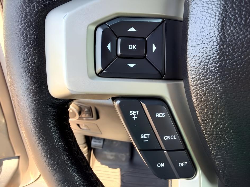 2015 WHITE /Medium Earth Gray Ford F-150 LARIAT (1FTEW1EG4FK) with an EcoBoost 3.5L V-6 gasoline direct injection engine, AUTOMATIC transmission, located at 1235 N Woodruff Ave., Idaho Falls, 83401, (208) 523-1053, 43.507172, -112.000488 - At Timberline Auto, finding a great deal on your next vehicle is always easy! Our experienced sales staff goal is to help find you the right vehicle at the right price! Our knowledgeable finance department has options for almost any credit score. We offer extended service contract options to prot- Photo#20