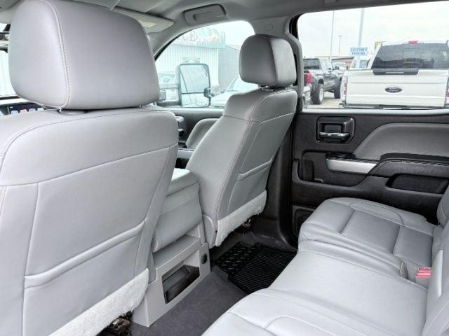 2019 BLACK /Jet Black Chevrolet Silverado 2500HD (1GC1KTEYXKF) with an 66L V8 16V OHV TURBO DIESEL engine, Automatic transmission, located at 1175 N Woodruff Ave, Idaho Falls, ID, 83401, 43.506901, -111.999657 - At Timberline Auto, finding a great deal on your next vehicle is always easy! Our experienced sales staff goal is to help find you the right vehicle at the right price! Our knowledgeable finance department has options for almost any credit score. We offer extended service contract options to prot- Photo#52