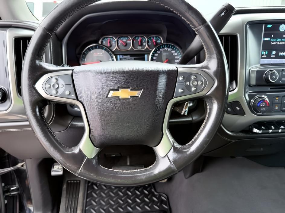 2019 BLACK /Jet Black Chevrolet Silverado 2500HD (1GC1KTEYXKF) with an 66L V8 16V OHV TURBO DIESEL engine, Automatic transmission, located at 1175 N Woodruff Ave, Idaho Falls, ID, 83401, 43.506901, -111.999657 - At Timberline Auto, finding a great deal on your next vehicle is always easy! Our experienced sales staff goal is to help find you the right vehicle at the right price! Our knowledgeable finance department has options for almost any credit score. We offer extended service contract options to prot- Photo#13