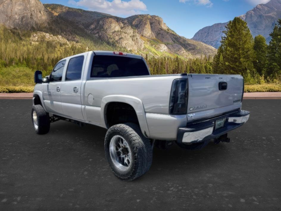 2004 Silver Birch Metallic /Dark Charcoal Chevrolet Silverado LT (1GCHK231X4F) with an V8, 6.6L engine, 4-speed automatic transmission, located at 1175 N Woodruff Ave, Idaho Falls, ID, 83401, 43.506901, -111.999657 - <b>Vehicle Details</b><br>Pre-owned 2004 Chevrolet Silverado 2500 LT 4WD for sale in Idaho Falls, ID, this heavy-duty pickup is built to handle demanding workdays, towing needs, and weekend adventures with confidence. Powered by a V8 6.6L Diesel engine, this Chevrolet Silverado delivers strong perfo- Photo#20