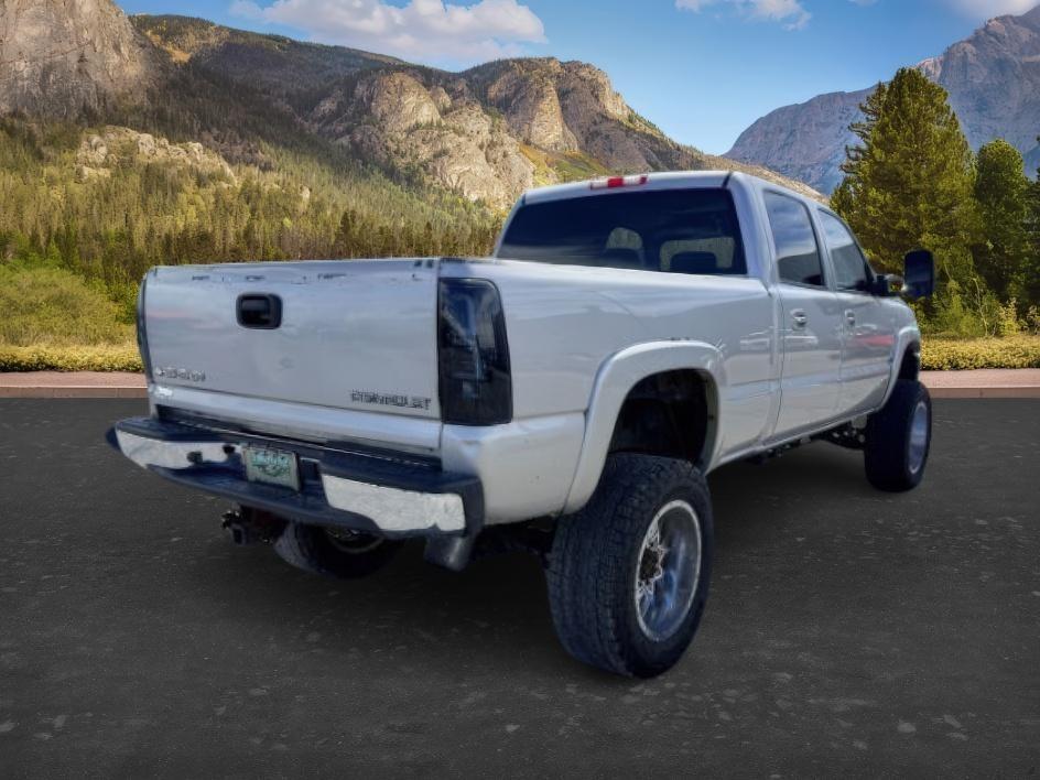 2004 Silver Birch Metallic /Dark Charcoal Chevrolet Silverado LT (1GCHK231X4F) with an V8, 6.6L engine, 4-speed automatic transmission, located at 1175 N Woodruff Ave, Idaho Falls, ID, 83401, 43.506901, -111.999657 - <b>Vehicle Details</b><br>Pre-owned 2004 Chevrolet Silverado 2500 LT 4WD for sale in Idaho Falls, ID, this heavy-duty pickup is built to handle demanding workdays, towing needs, and weekend adventures with confidence. Powered by a V8 6.6L Diesel engine, this Chevrolet Silverado delivers strong perfo- Photo#22