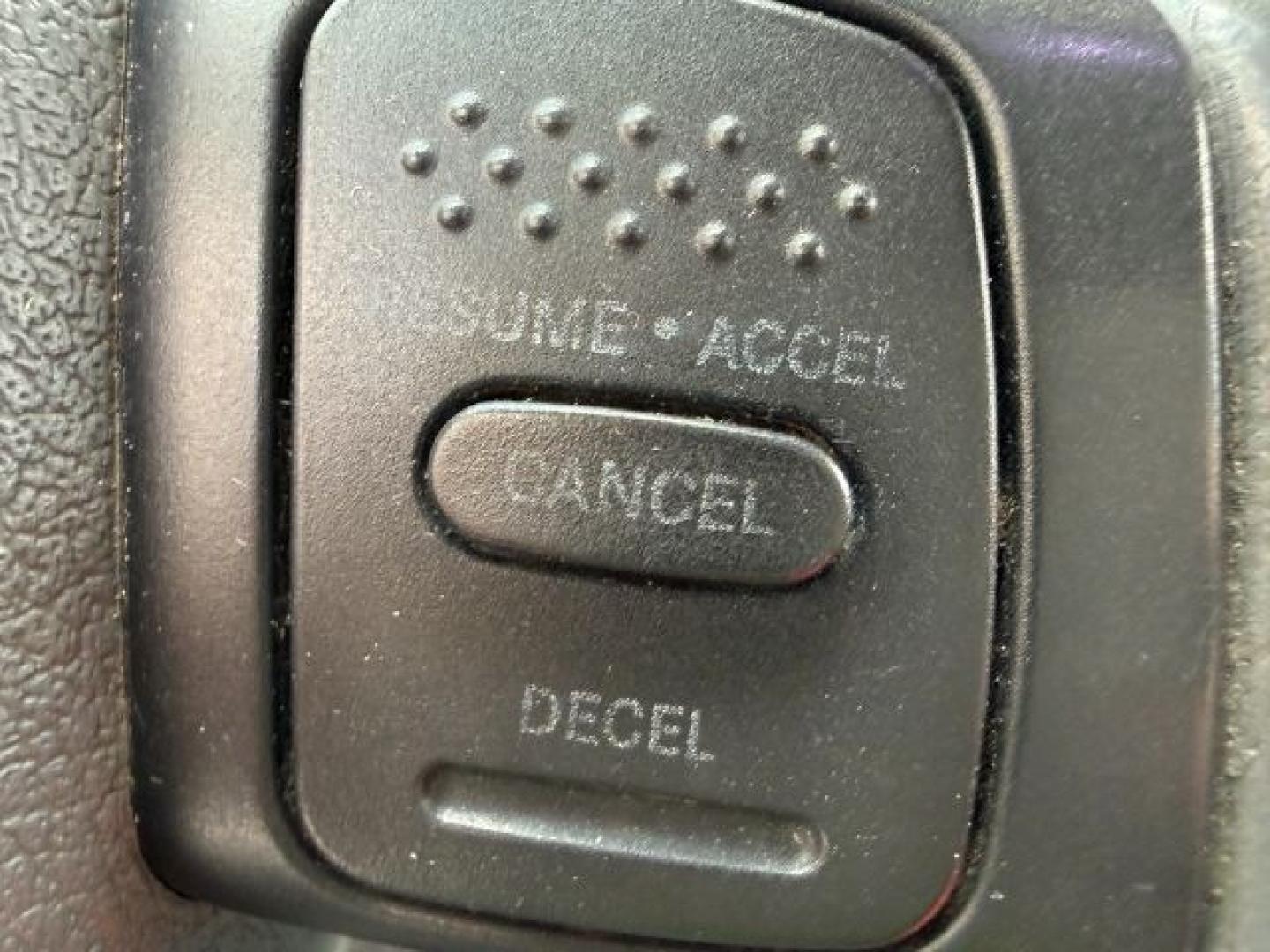 2006 GRAY /CLOTH Dodge Ram 2500 SLT (3D7KS29C86G) with an 5.9L I6 engine, MANUAL transmission, located at 1235 N Woodruff Ave., Idaho Falls, 83401, (208) 523-1053, 43.507172, -112.000488 - At Timberline Auto, finding a great deal on your next vehicle is always easy! Our experienced sales staff's goal is to help find you the right vehicle at the right price! Our knowledgeable finance department has options for almost any credit score. We offer extended service contract options to prote - Photo#40