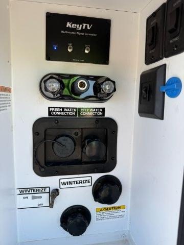 2025 WHITE /GRAY KEYSTONE PASSPORT NA (4YDTPPK25RD) with an NA engine, NA transmission, located at 1235 N Woodruff Ave., Idaho Falls, 83401, (208) 523-1053, 43.507172, -112.000488 - At Timberline Auto, finding a great deal on your next vehicle is always easy! Our experienced sales staff goal is to help find you the right vehicle at the right price! Our knowledgeable finance department has options for almost any credit score. We offer extended service contract options to prot- Photo#16