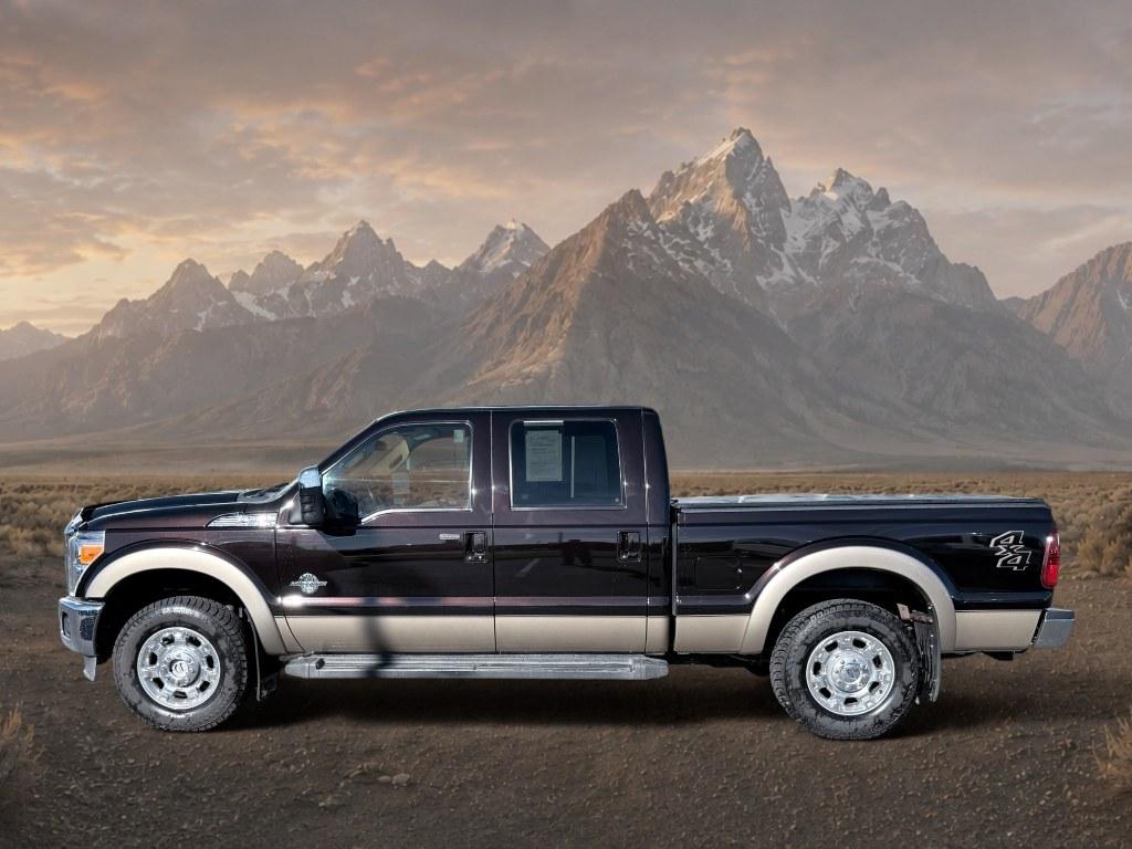 2014 Kodiak Brown Metallic /Steel Ford F-250 XLT (1FT7W2BT2EE) with an V8, 6.7L engine, 6-speed automatic transmission, located at 1175 N Woodruff Ave, Idaho Falls, ID, 83401, 43.506901, -111.999657 - <b>Vehicle Details</b><br>Discover the capability and confidence of this pre-owned 2014 Ford F-250 Super Duty XL XLT 4WD, now available in Idaho Falls, ID. Powered by a durable V8 6.7L Diesel engine, this heavy-duty pickup is built to handle demanding jobs, tough road conditions, and everyday drivin- Photo#1