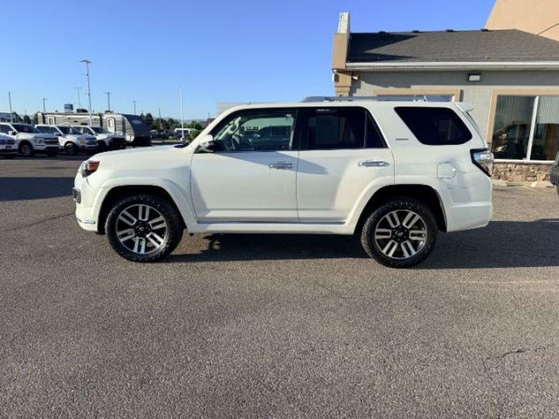 2018 Super White /Black Graphite Toyota 4Runner SR5 (JTEBU5JR2J5) with an V6, 4.0L engine, 5-speed automatic transmission, located at 1175 N Woodruff Ave, Idaho Falls, ID, 83401, 43.506901, -111.999657 - <b>Vehicle Details</b><br>Built for drivers who want capability, comfort, and proven Toyota durability, this pre-owned 2018 Toyota 4Runner is a standout SUV ready for Idaho adventures. Equipped with 4WD and a strong V6 4.0L gasoline engine, it delivers the power and confidence needed for daily drivi- Photo#1