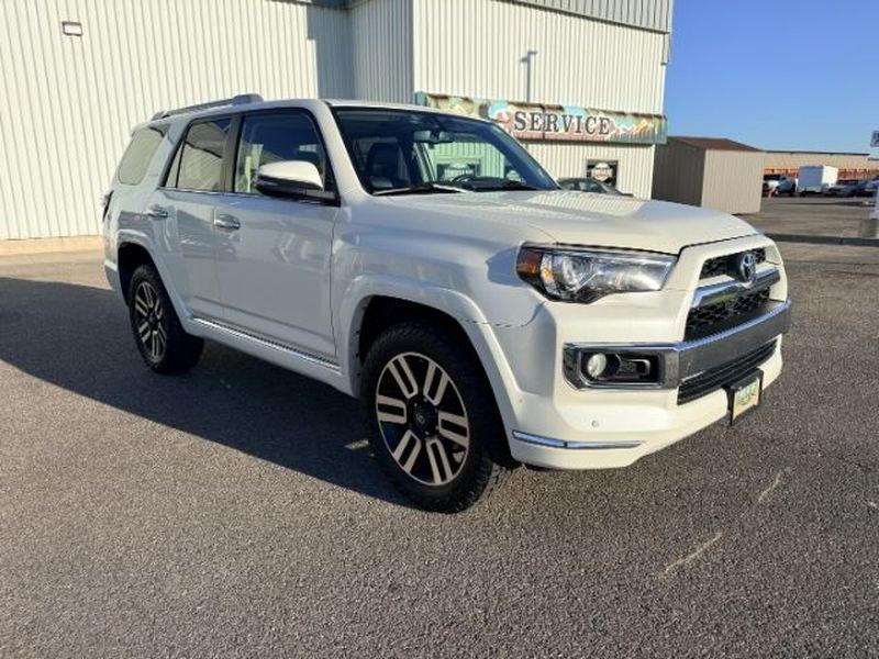 2018 Super White /Black Graphite Toyota 4Runner SR5 (JTEBU5JR2J5) with an V6, 4.0L engine, 5-speed automatic transmission, located at 1175 N Woodruff Ave, Idaho Falls, ID, 83401, 43.506901, -111.999657 - <b>Vehicle Details</b><br>Built for drivers who want capability, comfort, and proven Toyota durability, this pre-owned 2018 Toyota 4Runner is a standout SUV ready for Idaho adventures. Equipped with 4WD and a strong V6 4.0L gasoline engine, it delivers the power and confidence needed for daily drivi- Photo#9