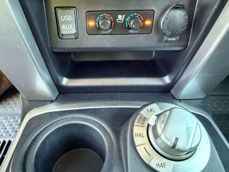 2018 Super White /Black Graphite Toyota 4Runner SR5 (JTEBU5JR2J5) with an V6, 4.0L engine, 5-speed automatic transmission, located at 1175 N Woodruff Ave, Idaho Falls, ID, 83401, 43.506901, -111.999657 - <b>Vehicle Details</b><br>Built for drivers who want capability, comfort, and proven Toyota durability, this pre-owned 2018 Toyota 4Runner is a standout SUV ready for Idaho adventures. Equipped with 4WD and a strong V6 4.0L gasoline engine, it delivers the power and confidence needed for daily drivi- Photo#19