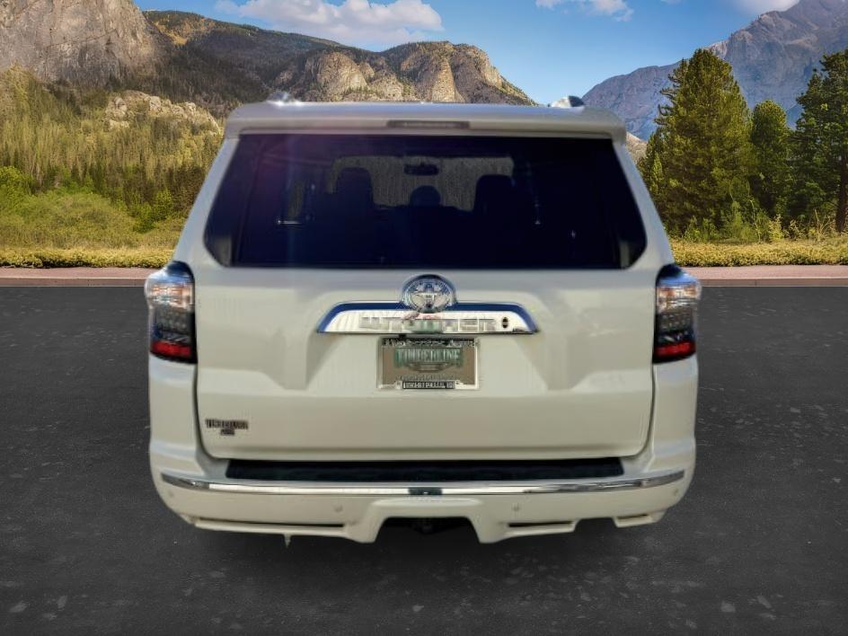 2018 WHITE /Black Graphite Toyota 4Runner LIMITED (JTEBU5JR2J5) with an 4L V-6 DOHC engine, AUTOMATIC transmission, located at 1235 N Woodruff Ave., Idaho Falls, 83401, (208) 523-1053, 43.507172, -112.000488 - At Timberline Auto, finding a great deal on your next vehicle is always easy! Our experienced sales staff goal is to help find you the right vehicle at the right price! Our knowledgeable finance department has options for almost any credit score. We offer extended service contract options to prot- Photo#3