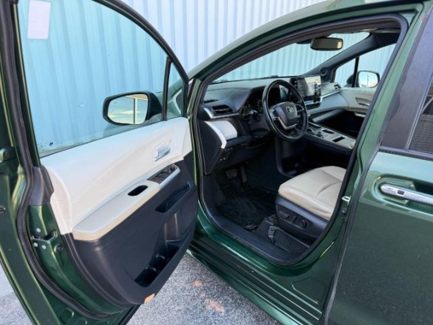 2022 GREEN /Graphite Toyota Sienna (5TDJSKFC1NS) with an Dynamic Force 25L I-4 portdirect injection engine, Automatic transmission, located at 1175 N Woodruff Ave, Idaho Falls, ID, 83401, 43.506901, -111.999657 - At Timberline Auto, finding a great deal on your next vehicle is always easy! Our experienced sales staff goal is to help find you the right vehicle at the right price! Our knowledgeable finance department has options for almost any credit score. We offer extended service contract options to prot- Photo#46