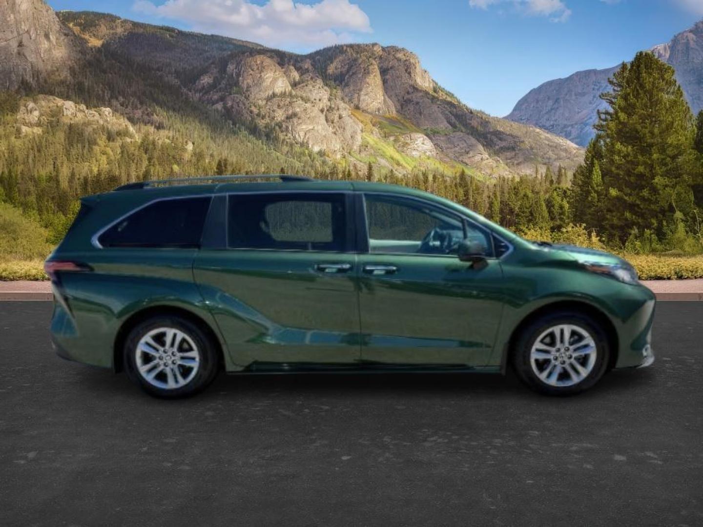 2022 GREEN /Graphite Toyota Sienna (5TDJSKFC1NS) with an Dynamic Force 25L I-4 portdirect injection engine, Automatic transmission, located at 1175 N Woodruff Ave, Idaho Falls, ID, 83401, 43.506901, -111.999657 - At Timberline Auto, finding a great deal on your next vehicle is always easy! Our experienced sales staff goal is to help find you the right vehicle at the right price! Our knowledgeable finance department has options for almost any credit score. We offer extended service contract options to prot- Photo#9