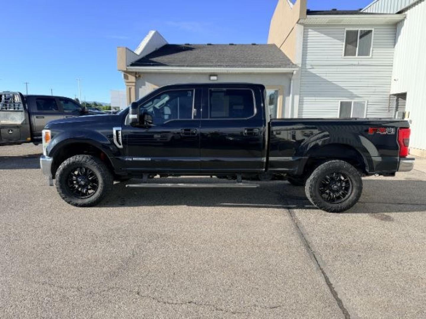 2017 BLACK /Black Ford F-350 (1FT8W3BT0HE) with an Powerstroke 67L V-8 diesel direct injection engine, Automatic transmission, located at 1175 N Woodruff Ave, Idaho Falls, ID, 83401, 43.506901, -111.999657 - At Timberline Auto, finding a great deal on your next vehicle is always easy! Our experienced sales staff goal is to help find you the right vehicle at the right price! Our knowledgeable finance department has options for almost any credit score. We offer extended service contract options to prot- Photo#28