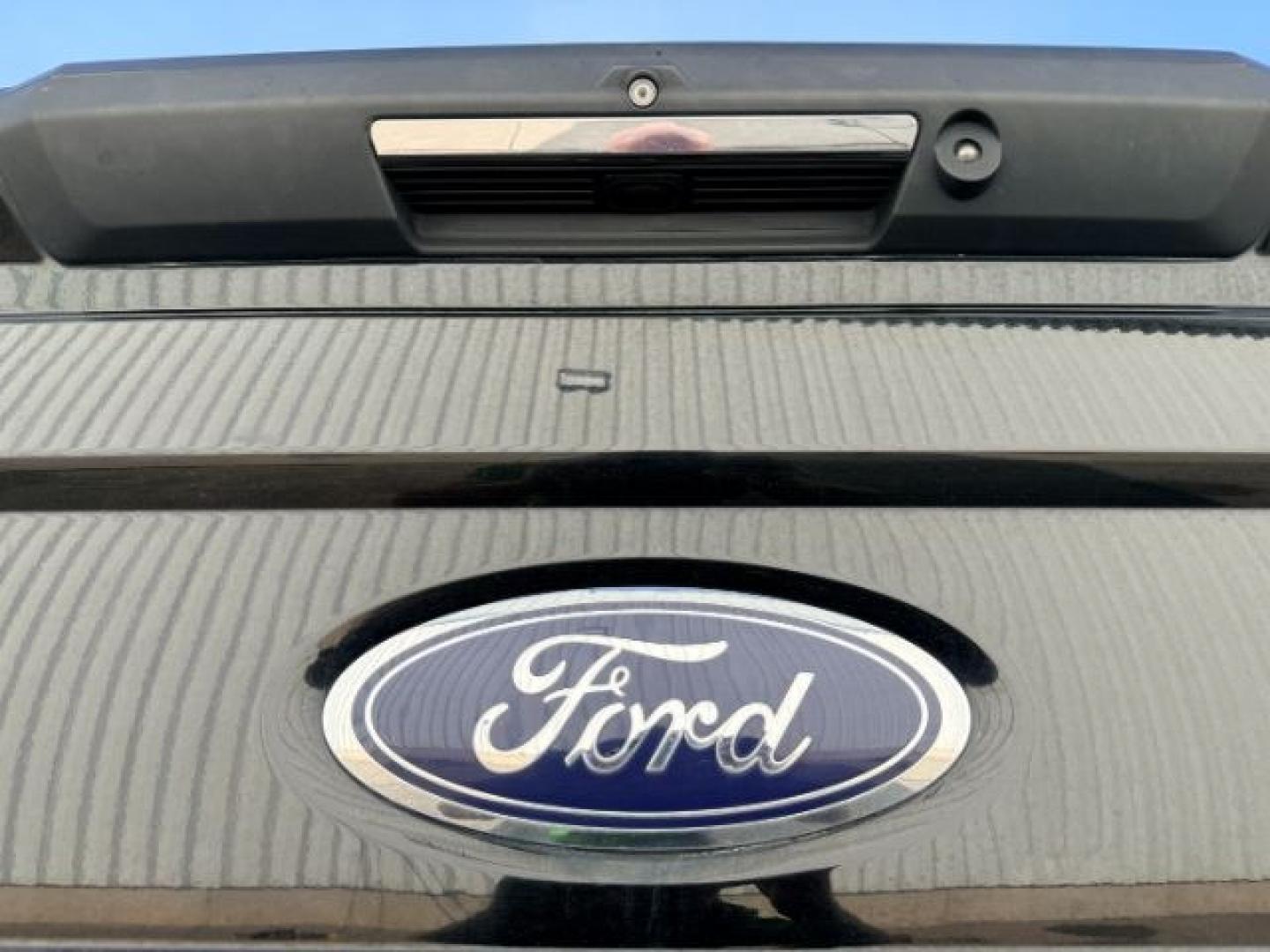 2017 BLACK /Black Ford F-350 (1FT8W3BT0HE) with an Powerstroke 67L V-8 diesel direct injection engine, Automatic transmission, located at 1175 N Woodruff Ave, Idaho Falls, ID, 83401, 43.506901, -111.999657 - At Timberline Auto, finding a great deal on your next vehicle is always easy! Our experienced sales staff goal is to help find you the right vehicle at the right price! Our knowledgeable finance department has options for almost any credit score. We offer extended service contract options to prot- Photo#31