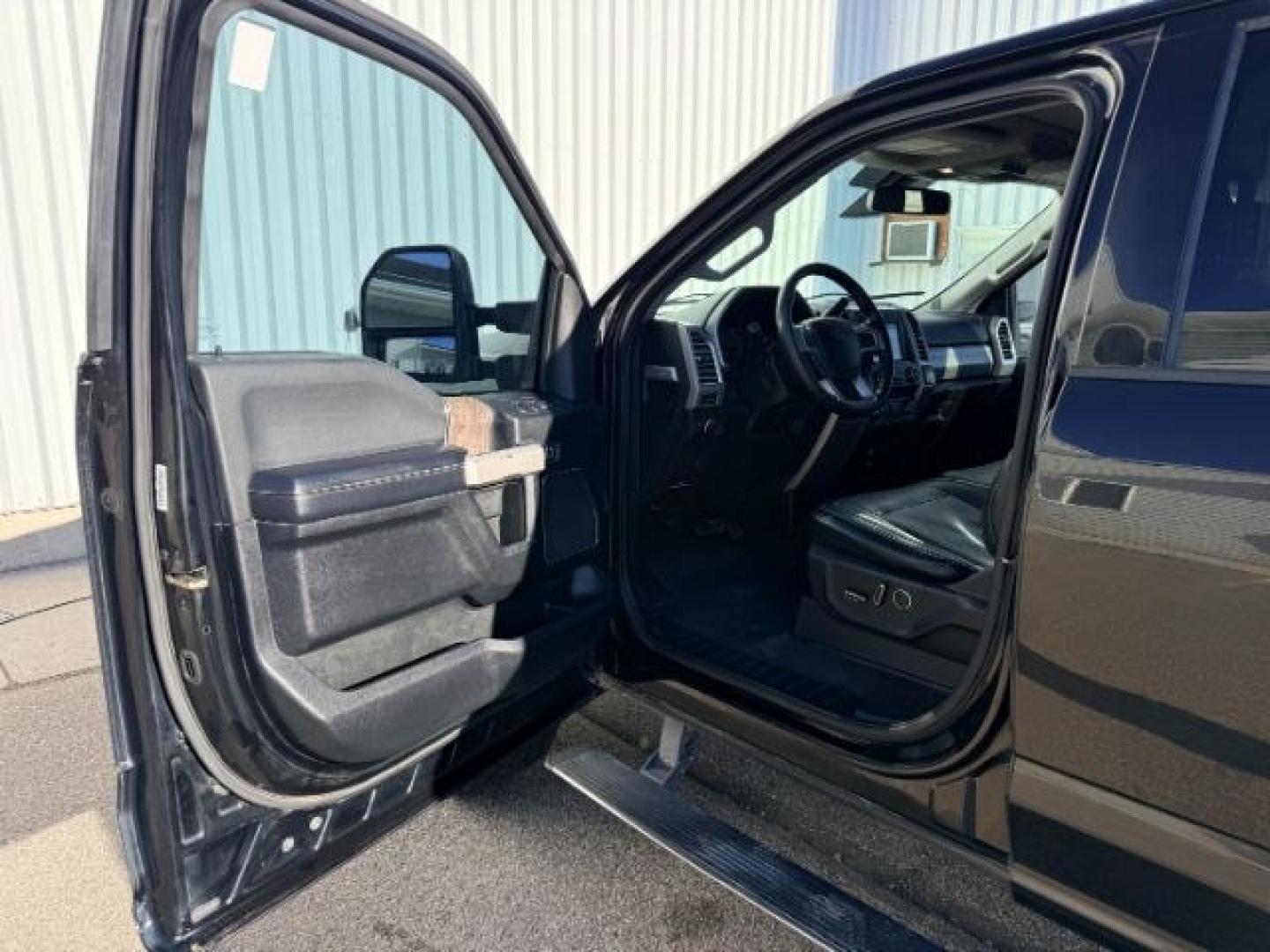 2017 BLACK /Black Ford F-350 (1FT8W3BT0HE) with an Powerstroke 67L V-8 diesel direct injection engine, Automatic transmission, located at 1175 N Woodruff Ave, Idaho Falls, ID, 83401, 43.506901, -111.999657 - At Timberline Auto, finding a great deal on your next vehicle is always easy! Our experienced sales staff goal is to help find you the right vehicle at the right price! Our knowledgeable finance department has options for almost any credit score. We offer extended service contract options to prot- Photo#39