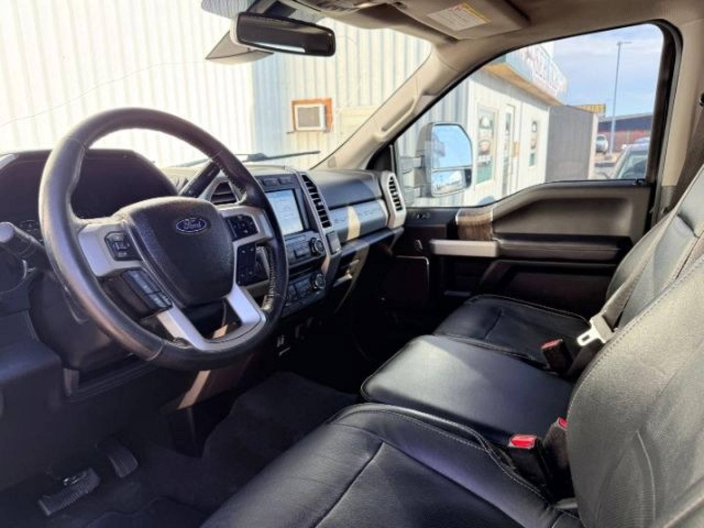 2017 BLACK /Black Ford F-350 (1FT8W3BT0HE) with an Powerstroke 67L V-8 diesel direct injection engine, Automatic transmission, located at 1175 N Woodruff Ave, Idaho Falls, ID, 83401, 43.506901, -111.999657 - At Timberline Auto, finding a great deal on your next vehicle is always easy! Our experienced sales staff goal is to help find you the right vehicle at the right price! Our knowledgeable finance department has options for almost any credit score. We offer extended service contract options to prot- Photo#41
