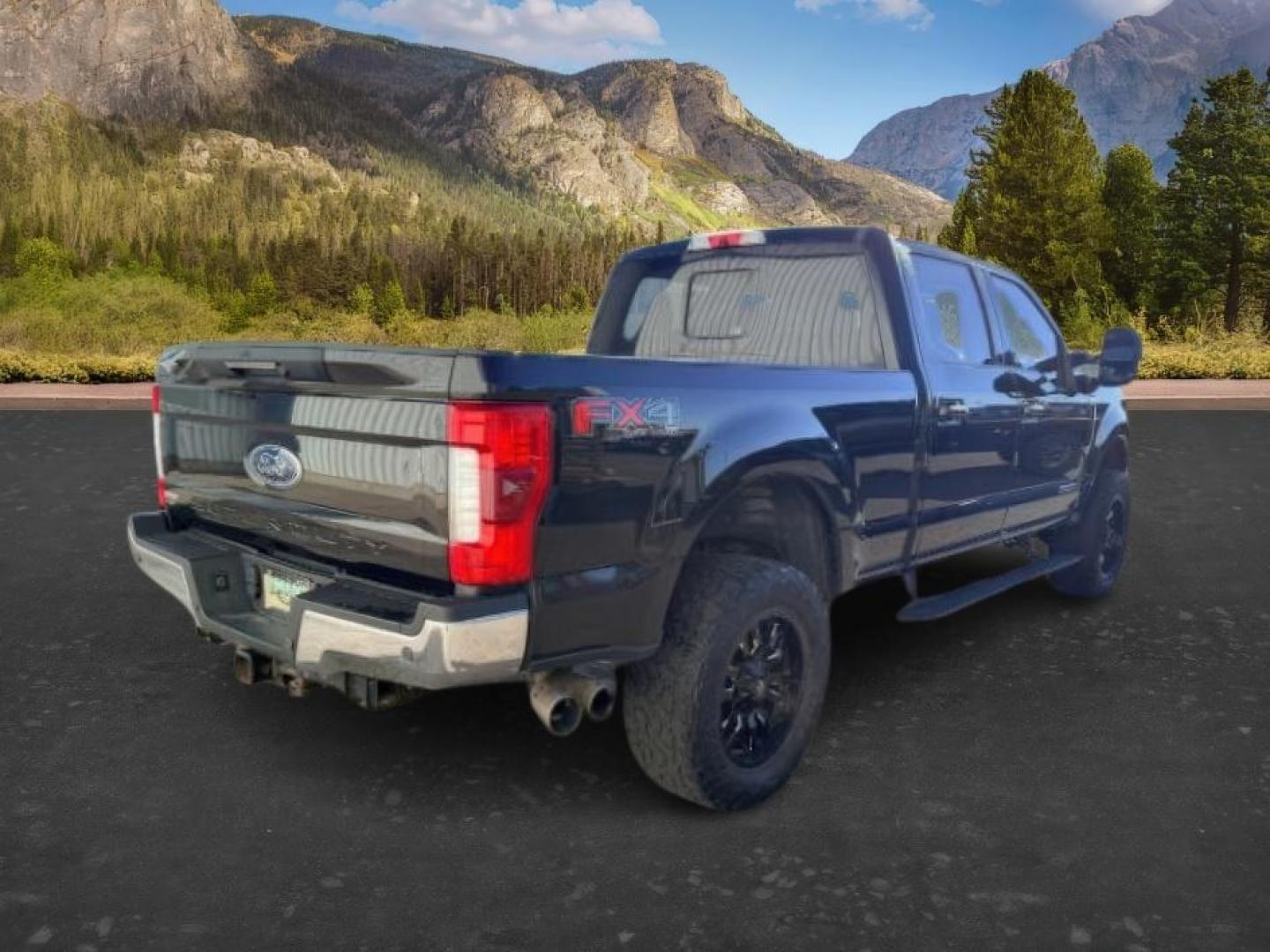 2017 BLACK /Black Ford F-350 (1FT8W3BT0HE) with an Powerstroke 67L V-8 diesel direct injection engine, Automatic transmission, located at 1175 N Woodruff Ave, Idaho Falls, ID, 83401, 43.506901, -111.999657 - At Timberline Auto, finding a great deal on your next vehicle is always easy! Our experienced sales staff goal is to help find you the right vehicle at the right price! Our knowledgeable finance department has options for almost any credit score. We offer extended service contract options to prot- Photo#6