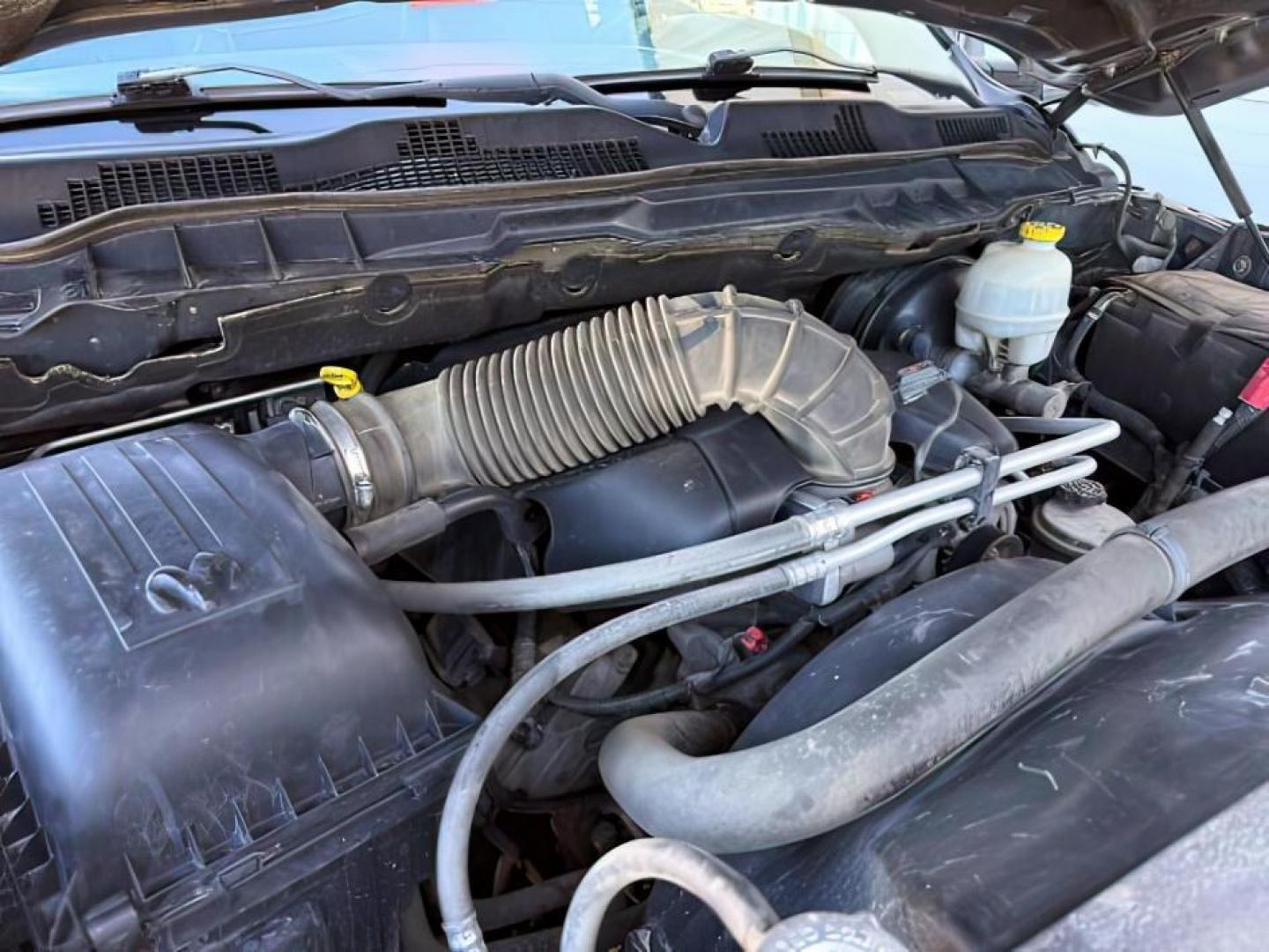 2009 GRAY /Dark Slate Dodge Ram 1500 (1D3HV13T79S) with an HEMI 57L V-8 variable valve control engine, Automatic transmission, located at 1175 N Woodruff Ave, Idaho Falls, ID, 83401, 43.506901, -111.999657 - At Timberline Auto, finding a great deal on your next vehicle is always easy! Our experienced sales staff goal is to help find you the right vehicle at the right price! Our knowledgeable finance department has options for almost any credit score. We offer extended service contract options to prot - Photo#21