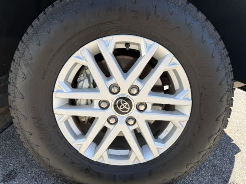 2022 Magnetic Gray Metallic /Black Toyota Tundra SR5 (5TFLA5DB5NX) with an V6, 3.5L (3445 cc) engine, 10-speed automatic transmission, located at 1175 N Woodruff Ave, Idaho Falls, ID, 83401, 43.506901, -111.999657 - <b>Vehicle Details</b><br>Take command of the road in this 2022 Toyota Tundra SR5, a rugged and refined full-size pickup now available in Idaho Falls, ID. With just 47,166 miles, this Toyota Tundra delivers the strong capability, modern comfort, and proven Toyota durability drivers want in a dependa- Photo#10
