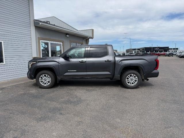 2022 GRAY /Black Toyota Tundra SR5 (5TFLA5DB5NX) with an I-FORCE 3.4L V-6 port/direct injection engine, AUTOMATIC transmission, located at 1235 N Woodruff Ave., Idaho Falls, 83401, (208) 523-1053, 43.507172, -112.000488 - At Timberline Auto, finding a great deal on your next vehicle is always easy! Our experienced sales staff goal is to help find you the right vehicle at the right price! Our knowledgeable finance department has options for almost any credit score. We offer extended service contract options to prot - Photo#1