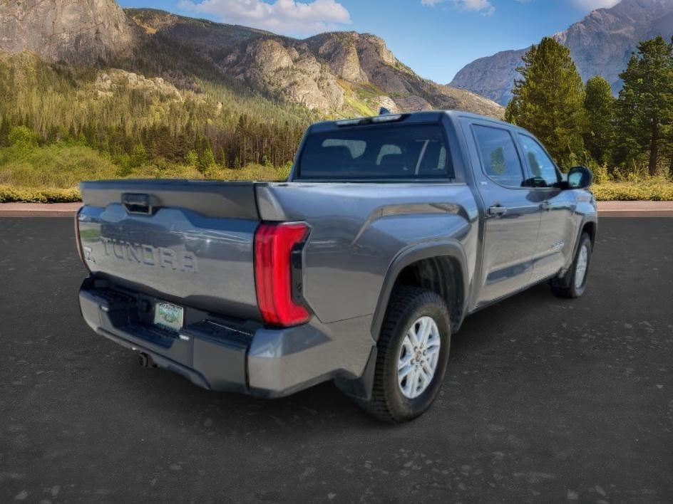 2022 GRAY /Black Toyota Tundra SR5 (5TFLA5DB5NX) with an I-FORCE 3.4L V-6 port/direct injection engine, AUTOMATIC transmission, located at 1235 N Woodruff Ave., Idaho Falls, 83401, (208) 523-1053, 43.507172, -112.000488 - At Timberline Auto, finding a great deal on your next vehicle is always easy! Our experienced sales staff goal is to help find you the right vehicle at the right price! Our knowledgeable finance department has options for almost any credit score. We offer extended service contract options to prot- Photo#6