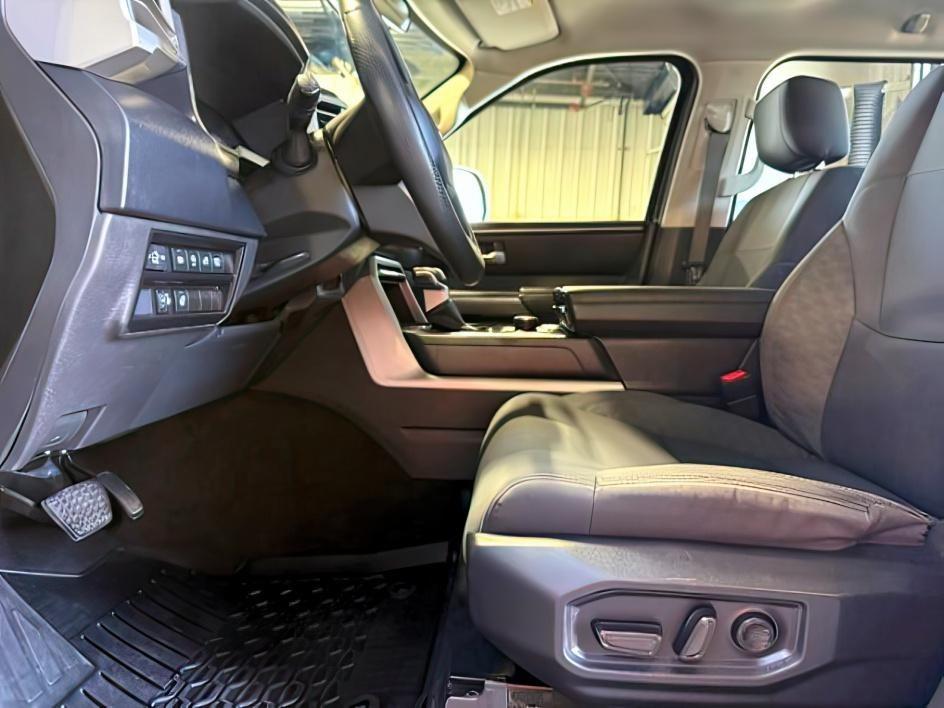 2022 GRAY /Black Toyota Tundra SR5 (5TFLA5DB5NX) with an I-FORCE 3.4L V-6 port/direct injection engine, AUTOMATIC transmission, located at 1235 N Woodruff Ave., Idaho Falls, 83401, (208) 523-1053, 43.507172, -112.000488 - At Timberline Auto, finding a great deal on your next vehicle is always easy! Our experienced sales staff goal is to help find you the right vehicle at the right price! Our knowledgeable finance department has options for almost any credit score. We offer extended service contract options to prot- Photo#13