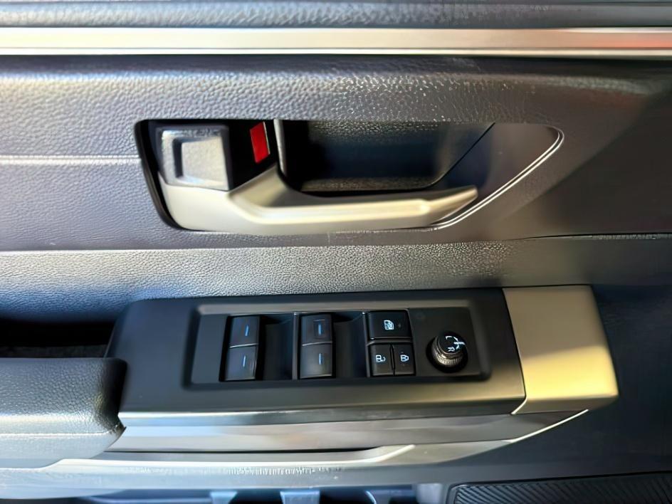 2022 GRAY /Black Toyota Tundra SR5 (5TFLA5DB5NX) with an I-FORCE 3.4L V-6 port/direct injection engine, AUTOMATIC transmission, located at 1235 N Woodruff Ave., Idaho Falls, 83401, (208) 523-1053, 43.507172, -112.000488 - At Timberline Auto, finding a great deal on your next vehicle is always easy! Our experienced sales staff goal is to help find you the right vehicle at the right price! Our knowledgeable finance department has options for almost any credit score. We offer extended service contract options to prot- Photo#23