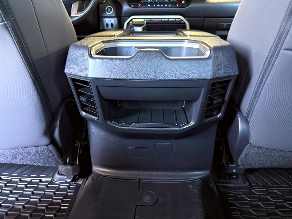2022 GRAY /Black Toyota Tundra SR5 (5TFLA5DB5NX) with an I-FORCE 3.4L V-6 port/direct injection engine, AUTOMATIC transmission, located at 1235 N Woodruff Ave., Idaho Falls, 83401, (208) 523-1053, 43.507172, -112.000488 - At Timberline Auto, finding a great deal on your next vehicle is always easy! Our experienced sales staff goal is to help find you the right vehicle at the right price! Our knowledgeable finance department has options for almost any credit score. We offer extended service contract options to prot- Photo#25