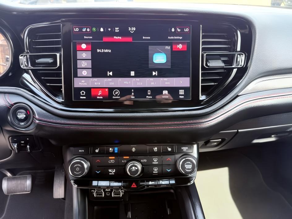 2025 BLUE /Black Dodge Durango (1C4SDJCT9SC) with an HEMI 57L V-8 variable valve control engine, Automatic transmission, located at 1175 N Woodruff Ave, Idaho Falls, ID, 83401, 43.506901, -111.999657 - At Timberline Auto, finding a great deal on your next vehicle is always easy! Our experienced sales staff goal is to help find you the right vehicle at the right price! Our knowledgeable finance department has options for almost any credit score. We offer extended service contract options to prot- Photo#18