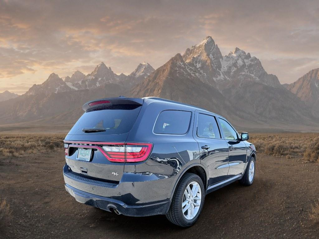 2025 MOPAR Dual Stripes- Bright Blue /Black Dodge Durango R/T (1C4SDJCT9SC) with an V8, 5.7L engine, 8-speed automatic transmission, located at 1175 N Woodruff Ave, Idaho Falls, ID, 83401, 43.506901, -111.999657 - <b>Vehicle Details</b><br>Experience the commanding presence and premium comfort of this pre-owned 2025 Dodge Durango R/T, now available in Idaho Falls, ID. With just 23,923 miles, this low-mileage SUV delivers the bold performance and versatile capability drivers want in a powerful family hauler or- Photo#4