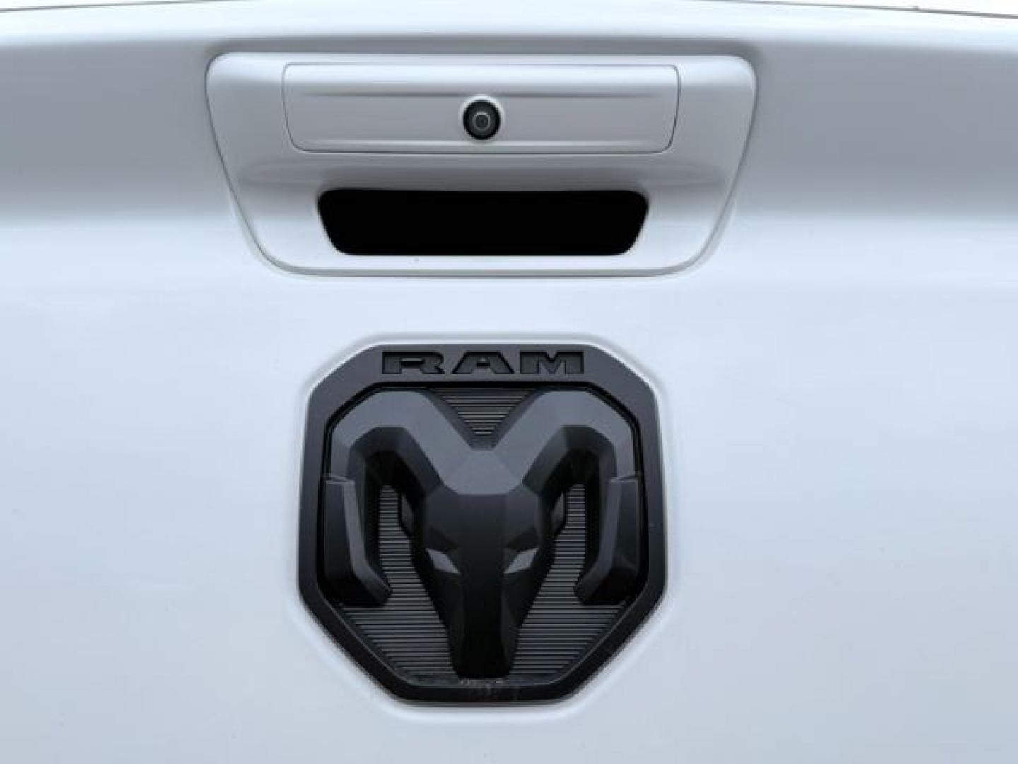 2019 WHITE /Black Ram 1500 Sport (1C6SRFTT9KN) with an V8, 5.7L engine, 8-speed automatic transmission, located at 1175 N Woodruff Ave, Idaho Falls, ID, 83401, 43.506901, -111.999657 - <b>Vehicle Details</b><br>Discover rugged capability and premium comfort in this pre-owned 2019 Ram 1500 Sport 4WD, now available in Idaho Falls, ID. Powered by a strong V8 5.7L gasoline engine, this full-size pickup delivers confident performance for towing, hauling, and everyday driving, while the- Photo#62