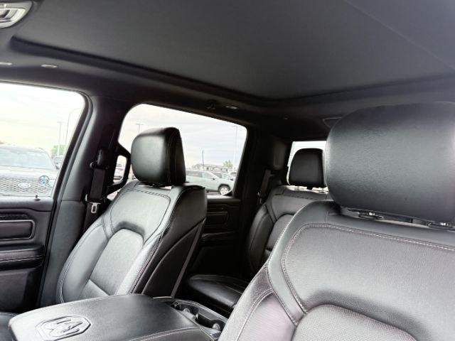 2019 WHITE /Black Ram 1500 (1C6SRFTT9KN) with an HEMI 57L V-8 variable valve control engine, Automatic transmission, located at 1175 N Woodruff Ave, Idaho Falls, ID, 83401, 43.506901, -111.999657 - At Timberline Auto, finding a great deal on your next vehicle is always easy! Our experienced sales staff goal is to help find you the right vehicle at the right price! Our knowledgeable finance department has options for almost any credit score. We offer extended service contract options to prot- Photo#52